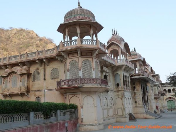 Monkey-Temple-Jaipur.jpg